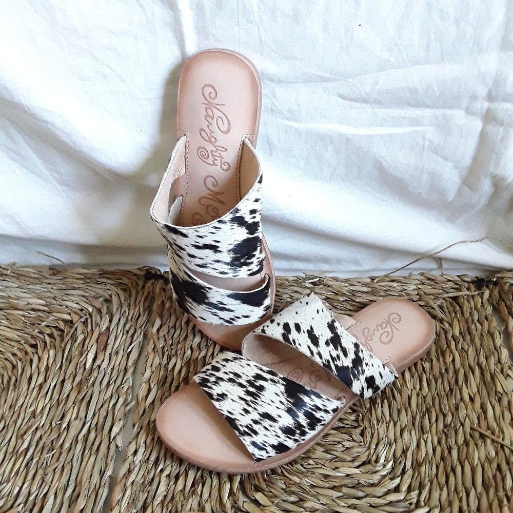 Naughty Monkey Pony hair leather flat sandal